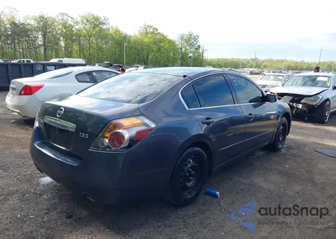 2010 Nissan Altima Base z USA, uszkodzony, nr VIN 1N4AL2AP7AC150843